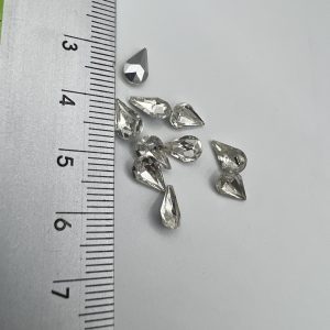 نگین اشکی 5در8 سفید ورق 130عددی