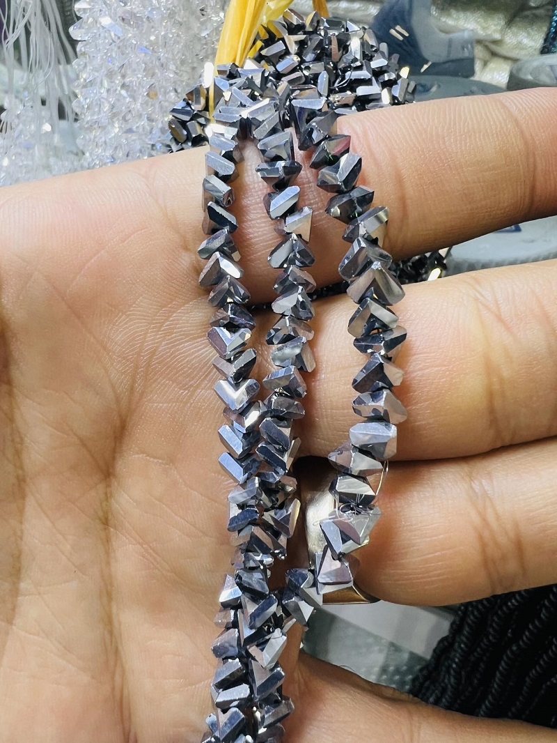 کریستال مثلثی