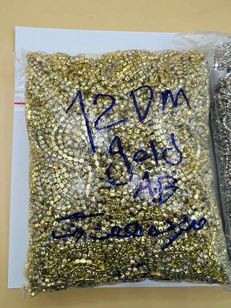 نگین متری 12 فشرده بسته ی کوچک